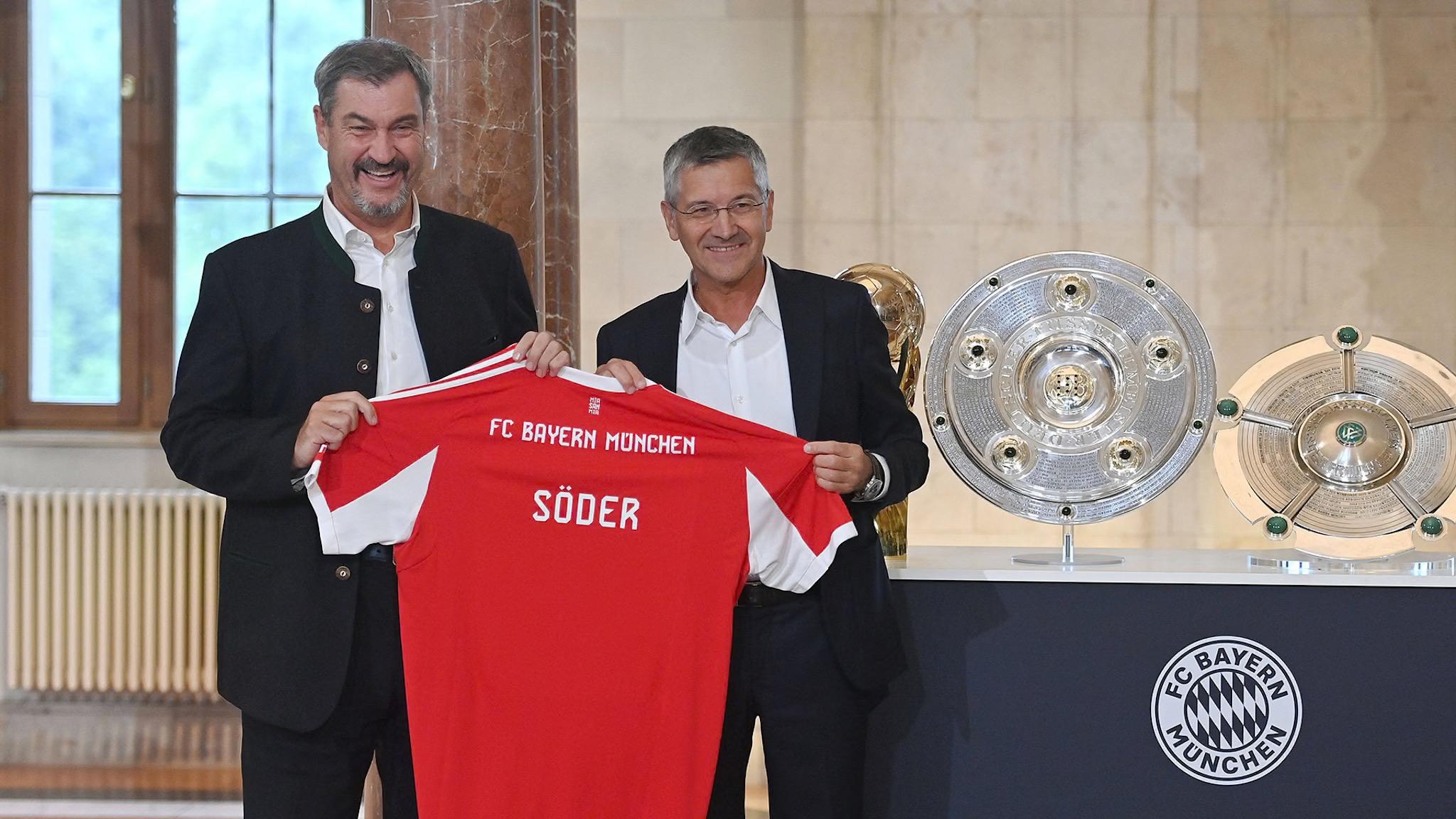 父亲成长于, 象征拜仁的, entit