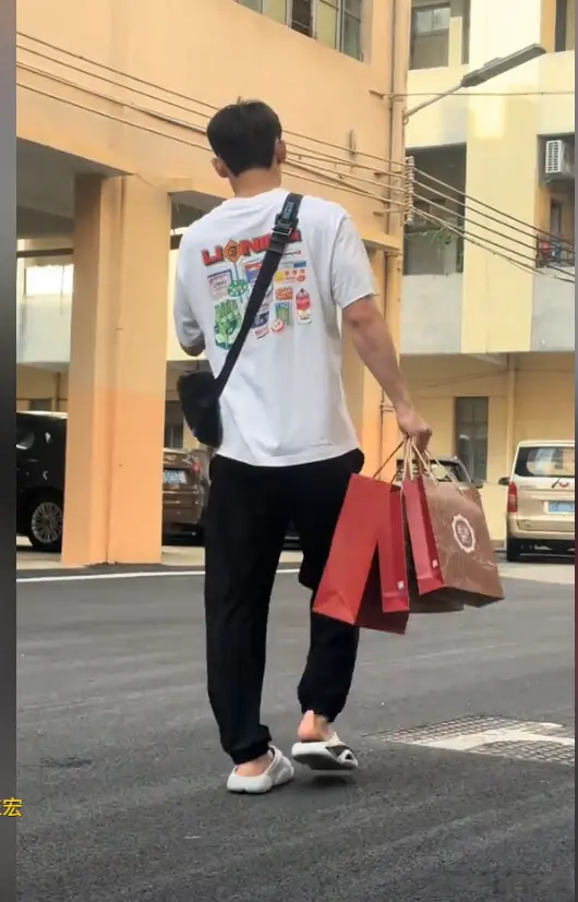 帮忙俱乐部 帮忙俱乐部