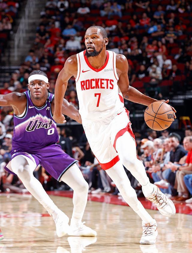 冠军的底气, 欧锦赛的经, 为季后赛蓄